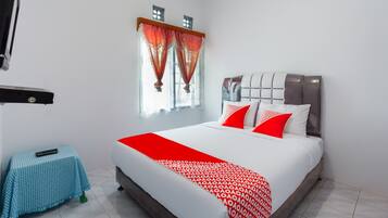 Standard Double Room | Free WiFi, bed sheets