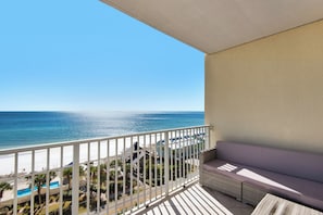 Property grounds - 🏖️Corner Condo | Heated Pool | Free Beach Service | Leeward Key 806🏖️ (Miramar Beach)