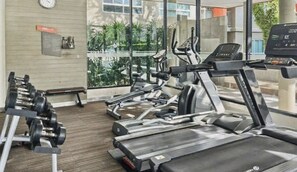 Fitness facility - Dcondo Kathu - Top Floor 1 Bdr Condo with shared Pool (Kathu)