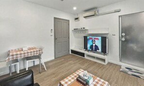 Interior - Dcondo Kathu - Top Floor 1 Bdr Condo with shared Pool (Kathu)