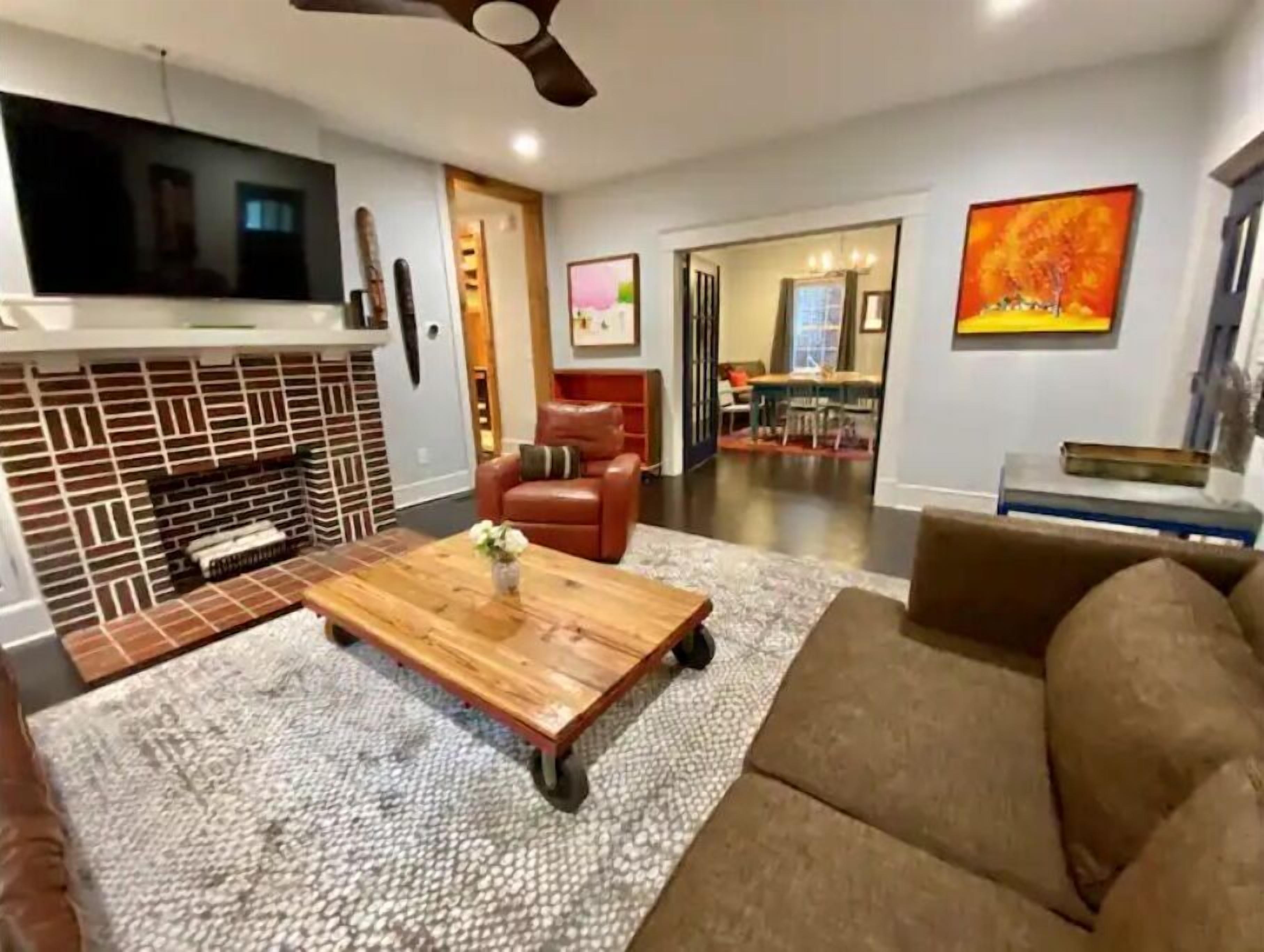 Beautiful West End Bungalow/Gated Yard by Beltline