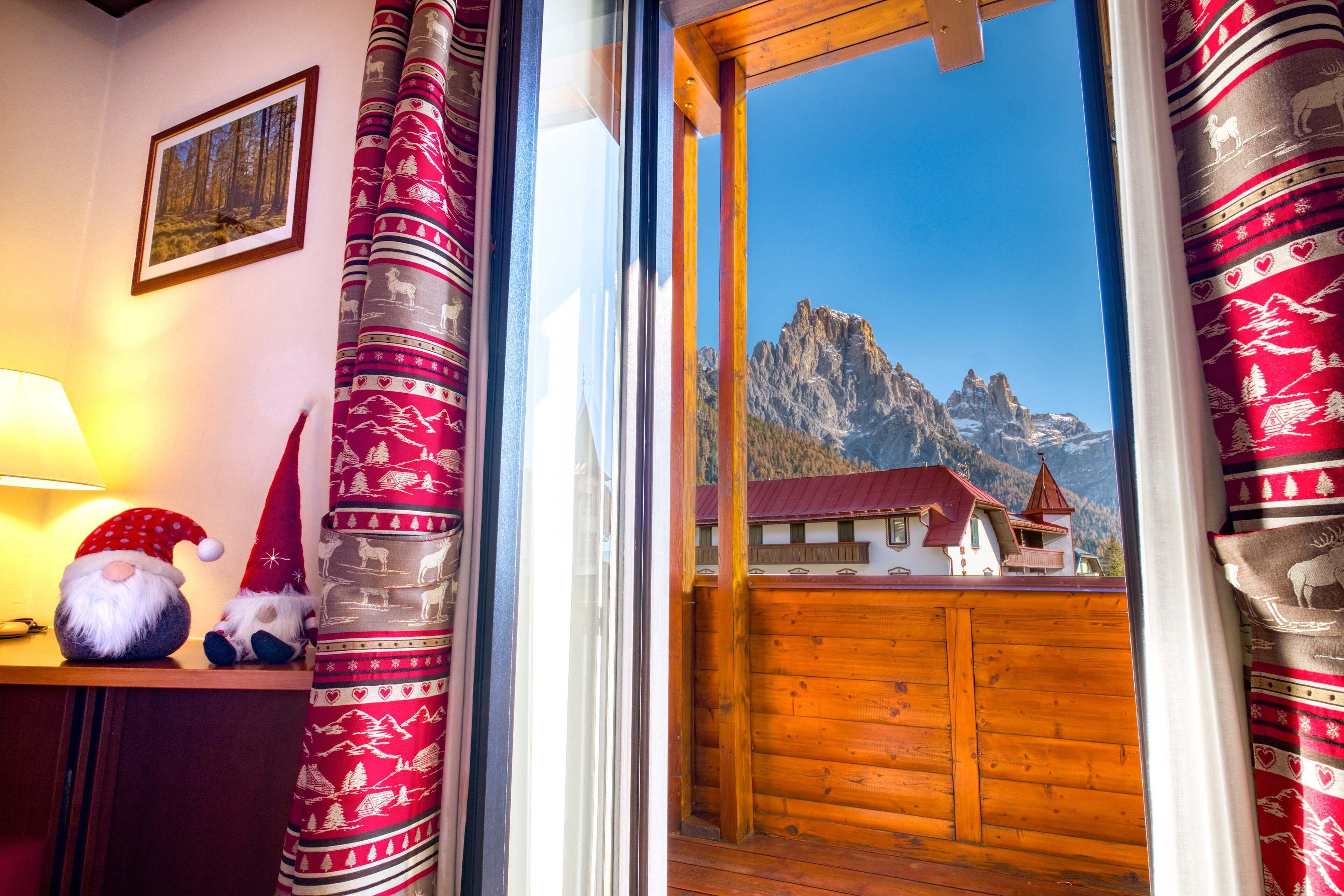 Standard Double Room, Mountain View | Terrace/patio