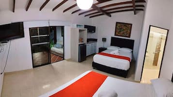 1 bedroom, minibar, in-room safe, blackout curtains