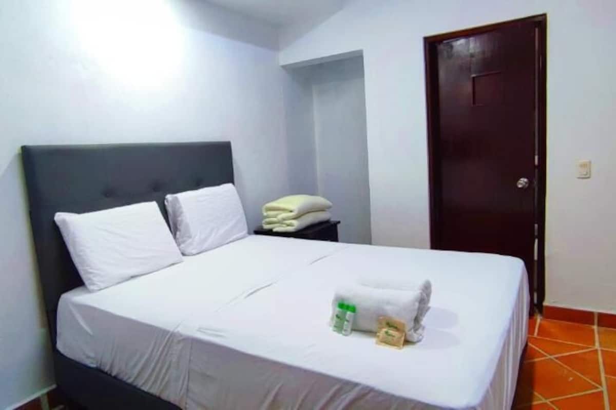 Superior Double Room | 1 bedroom, minibar, in-room safe, blackout drapes