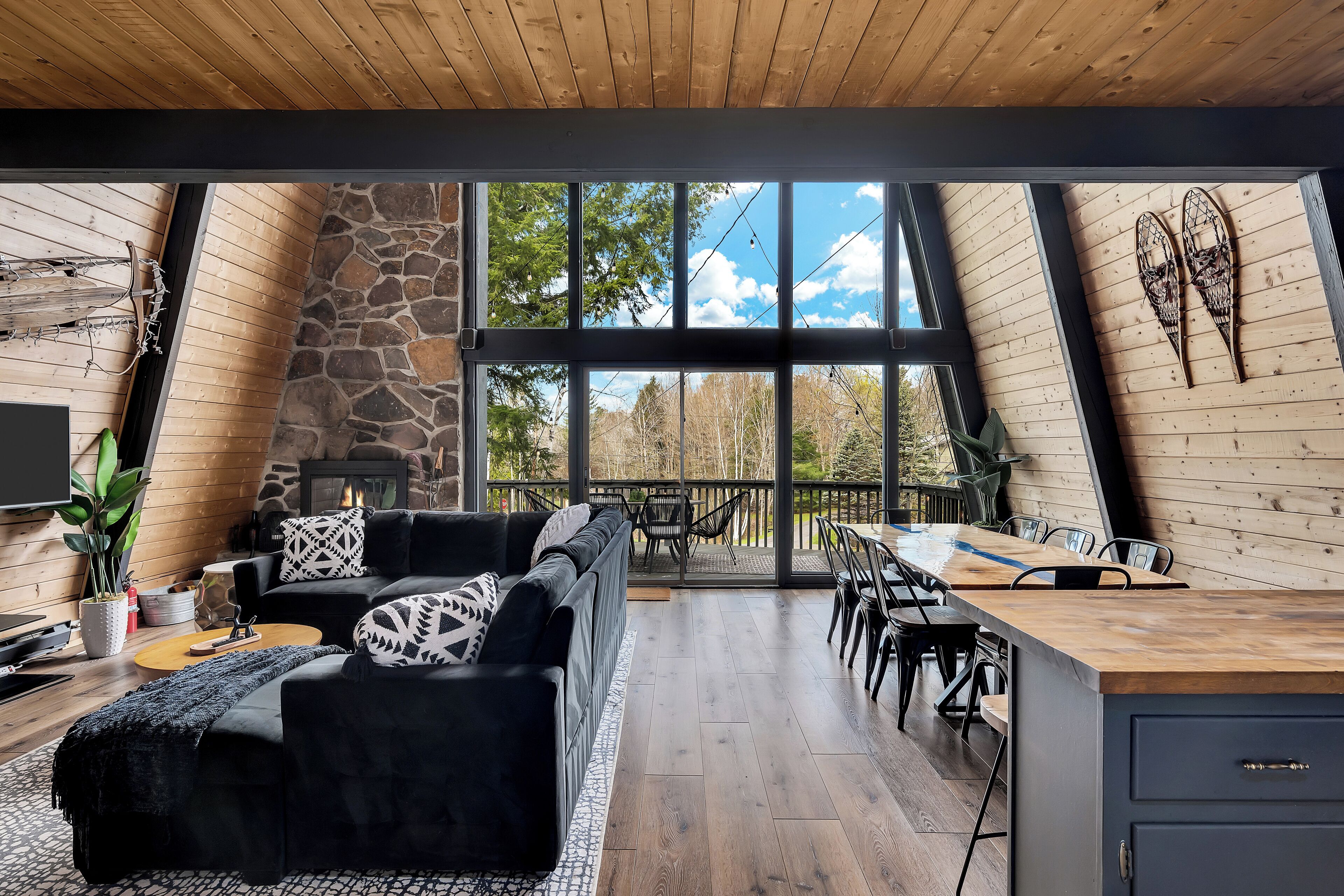 Smart TV, fireplace, foosball, offices