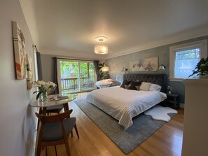 3 室のベッドルーム、アイロン / アイロン台、WiFi、ベッドシーツ