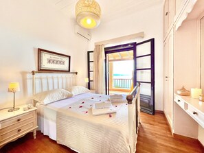 4 soverom, strykejern/-brett, wi-fi (inkludert) og sengetøy