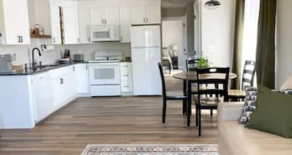 Lazy B Bungalow of Zion W