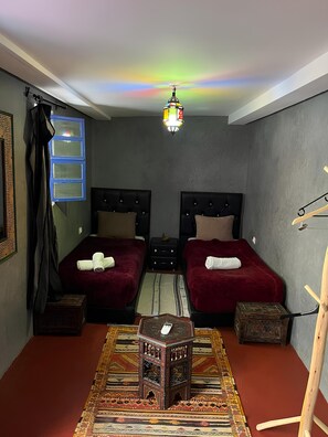 3 bedrooms, iron/ironing board, WiFi, bed sheets - Charmant Riad Chez Francis a Cote Palais Bahia (MARRAKECH)