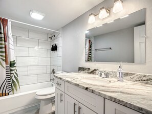 Shower, towels