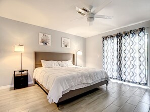 2 bedrooms, desk, iron/ironing board, free WiFi