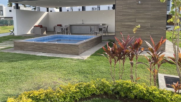 Unclassified image, 1 of 7, button - Corales Residencial (Mezcales)