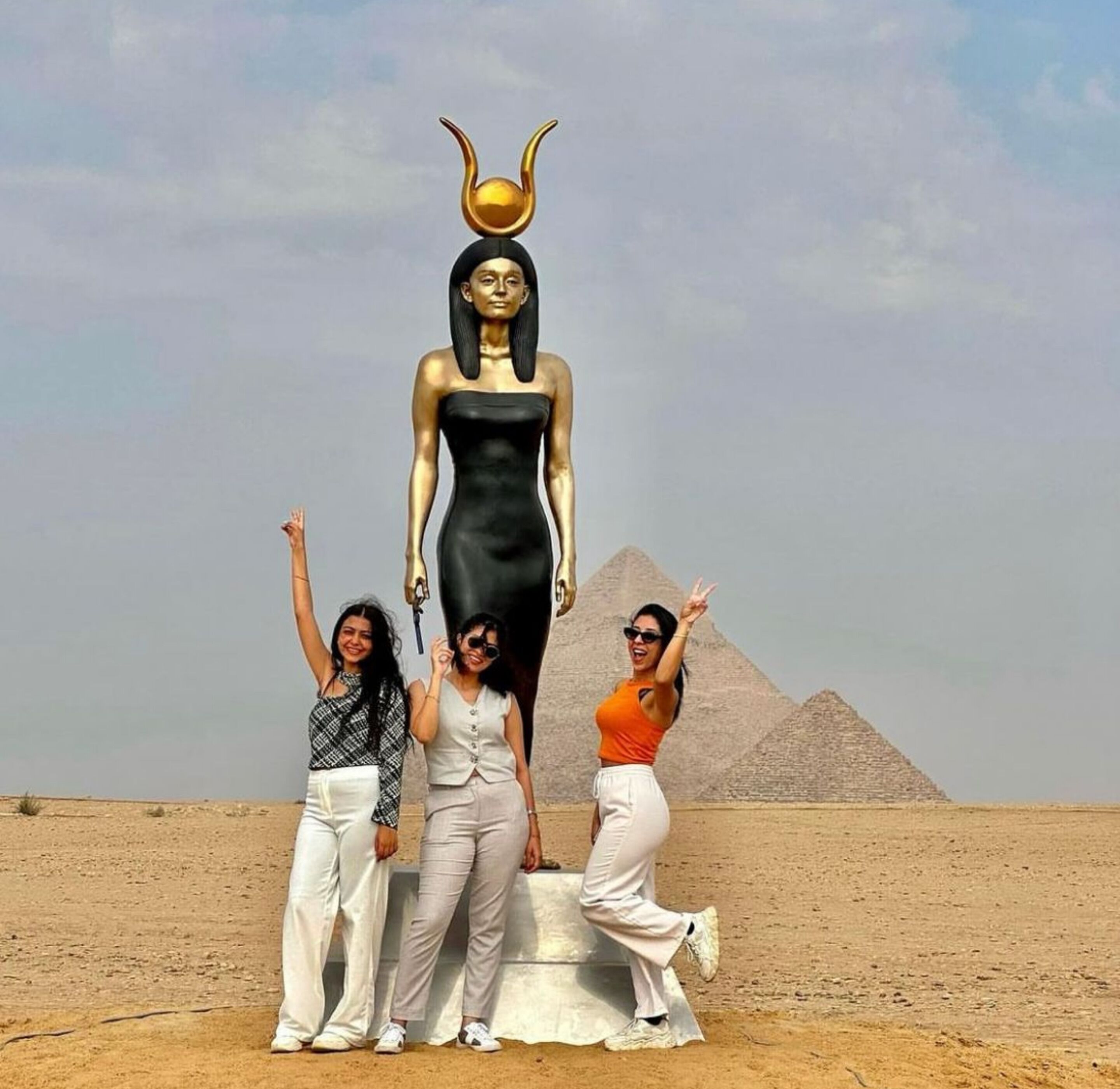 Foto - sphinx pyramids view