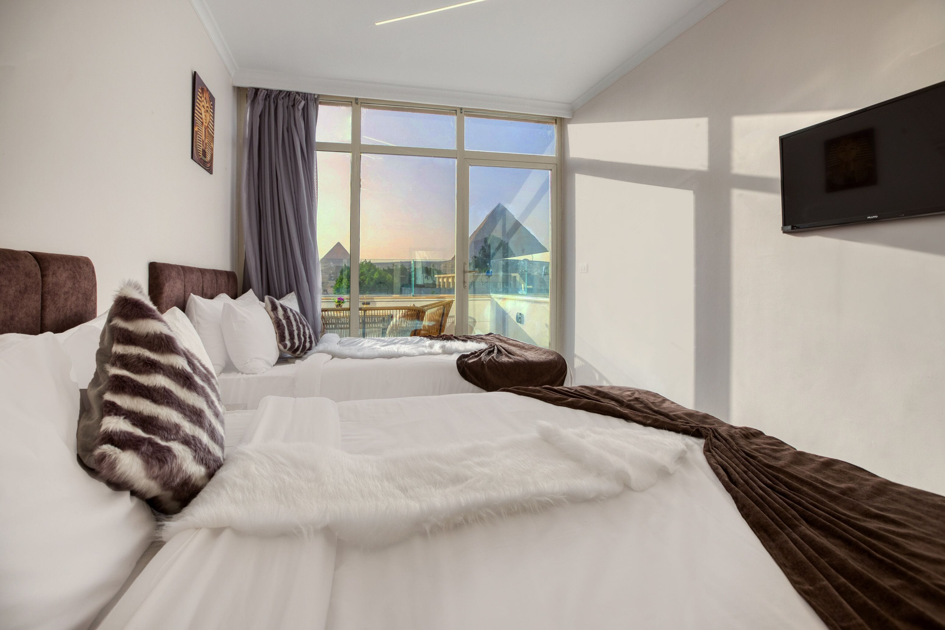 Foto - sphinx pyramids view