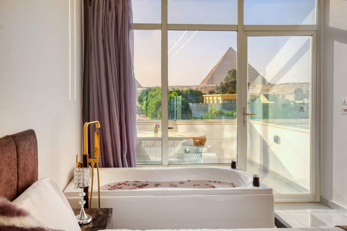 Royal Suite with Pyramids View | 무료 미니바, 방음 설비, 무료 WiFi, 침대 시트