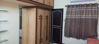 2 Bed, 2 Bath Aptmt with AC, water heater, TV, 24x7 Internet, Fridge, Gas Stove