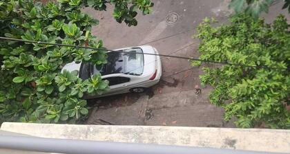 2 Bed, 2 Bath Aptmt with AC, water heater, TV, 24x7 Internet, Fridge, Gas Stove