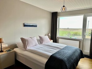 5 Schlafzimmer, Bügeleisen/Bügelbrett, Reisekinderbett, kostenloses WLAN