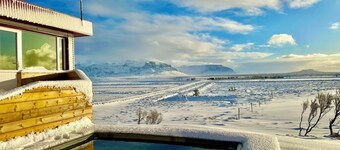 Design Villa with a Large Hot Tub and Amazing Views on Snaefellsnes Peninsula