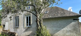 Grande Maison au Cœur de Calme et de la Verdure du Cantal