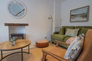 TV - Henry Bell -2 bed in Helensburgh. Near Loch Lomond (Helensburgh)