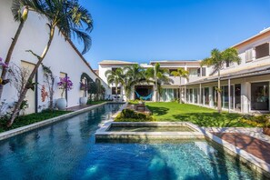 Villa | Pool