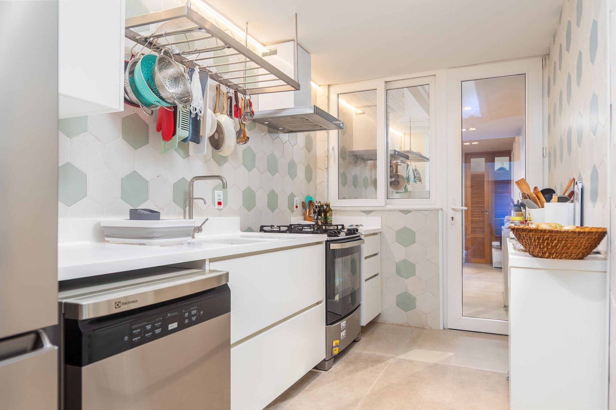 Villa | Private kitchen | Full-sized fridge, microwave, oven, toaster