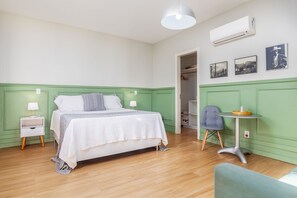 Villa | 5 bedrooms, free WiFi