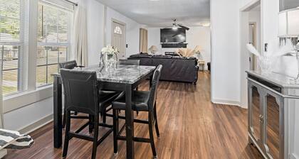 4 br, 2 bths, sleeps up to 12 has 4 bds, 2 air mattresses, twin mattress,couch.