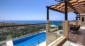 Villa | 4 bedrooms - Villa Uv09 Oniro in Kouklia (Kouklia)