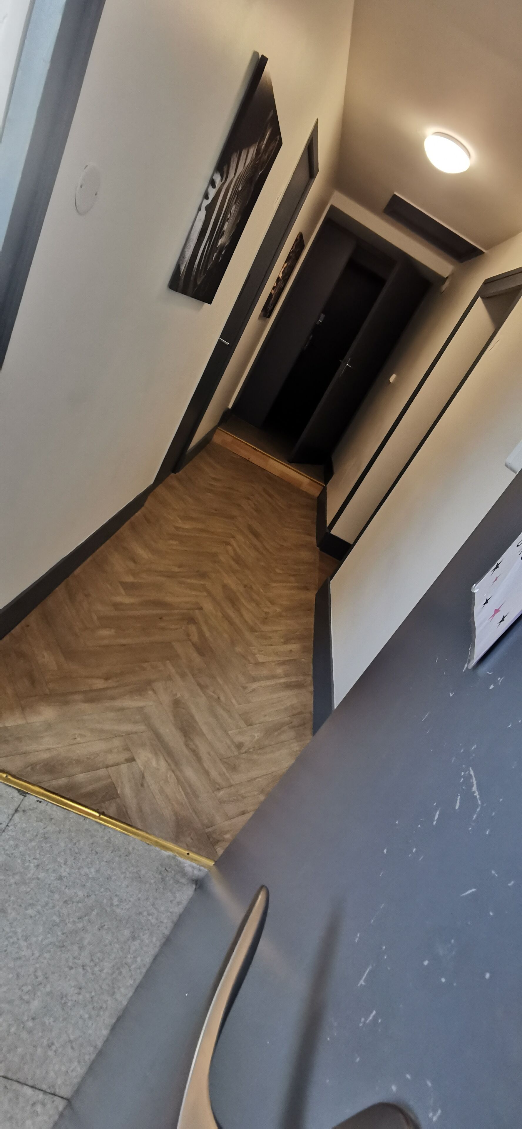 Desk, laptop workspace, iron/ironing board, free WiFi