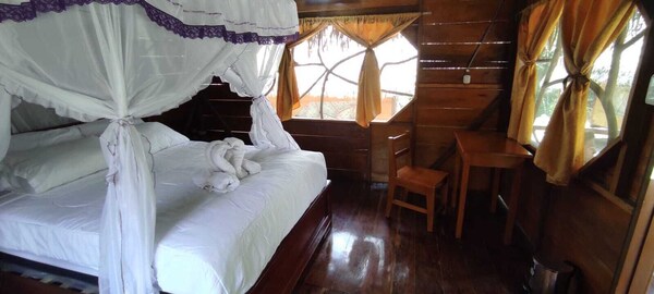 Sacha ÑAmpi Ecolodge - Orellana