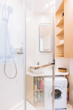 Dusche, Haartrockner