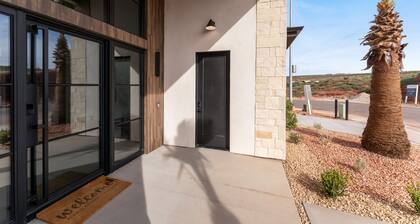 Zion Escape Casita at Sand Hollow – Very Comfortably Sleeps 3
