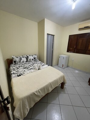 Classic Twin Room | Free WiFi