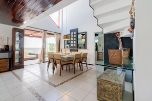 تناول الطعام