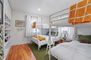 2 bedrooms, desk, iron/ironing board, travel cot