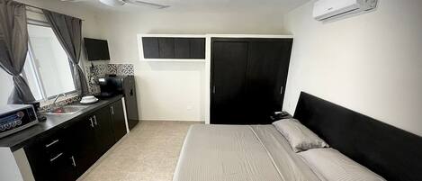 1 bedroom, iron/ironing board, WiFi, bed sheets