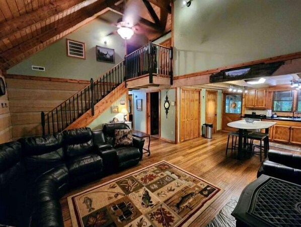Interior - Smoky Mtn National Park Cabin (Cosby)