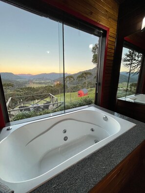 Cabane Confort, bain à remous | Baignoire à jets