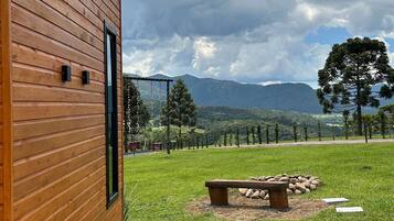 Superior Cabin, Jetted Tub | Property grounds