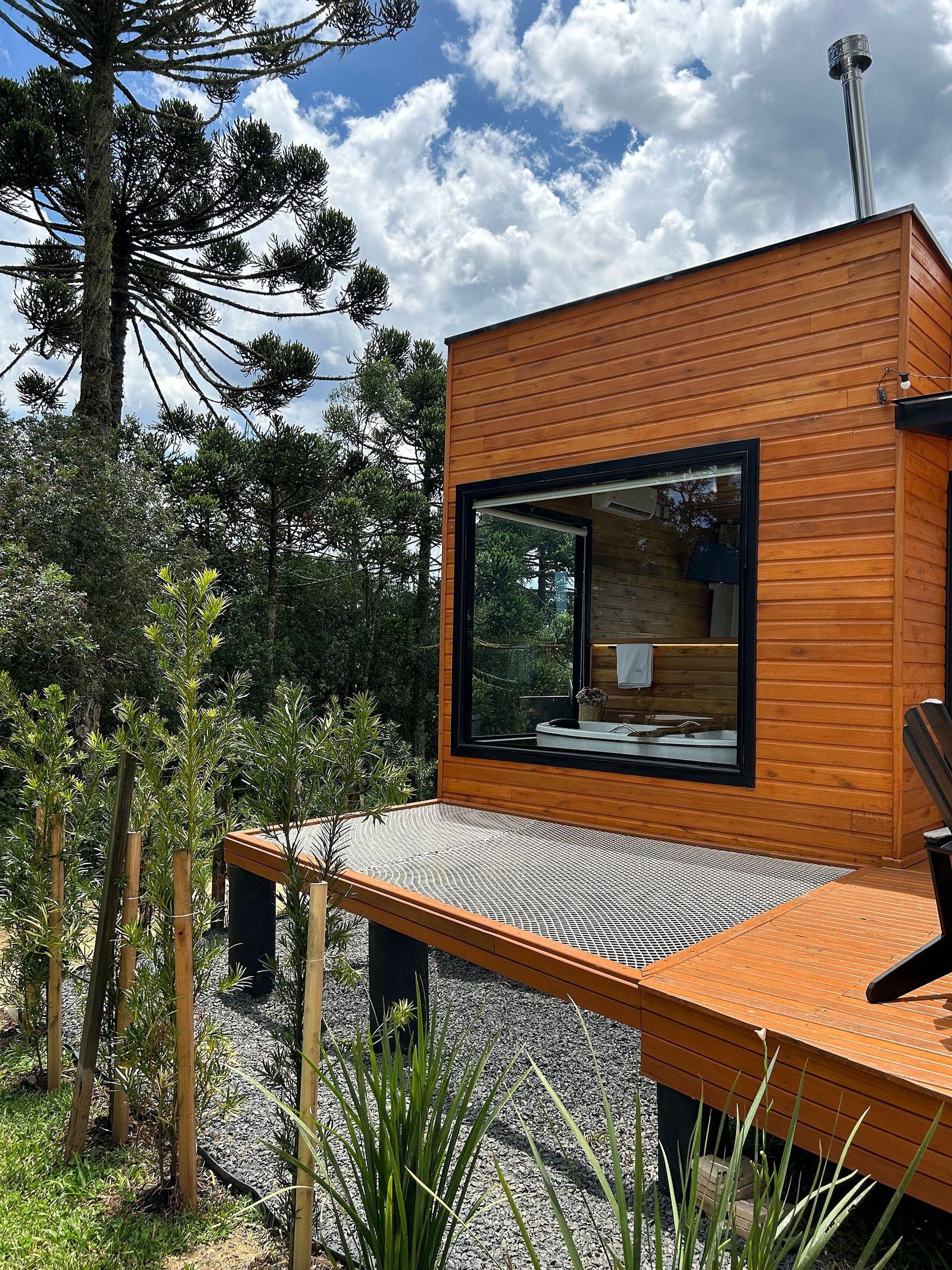 Superior huisje, bubbelbad | Terrein van de accommodatie