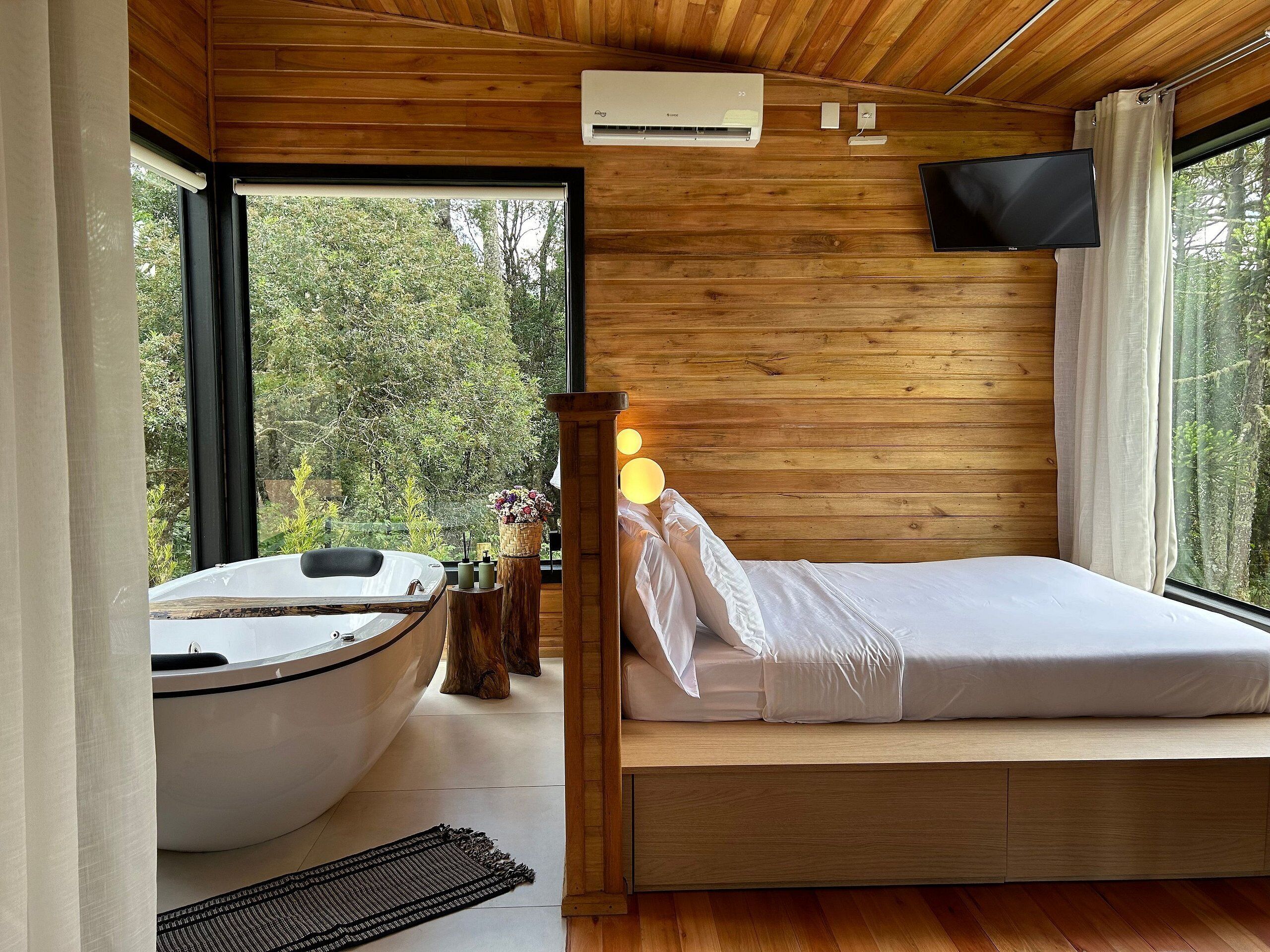 スーペリア キャビン ジェットバス | 客室ごとに異なる装飾、客室ごとに異なるインテリア、デスク、WiFi (無料)