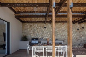 BBQ/picnic area