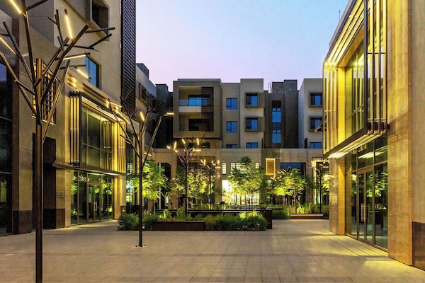 Premier Room, 1 Bedroom | Garden view