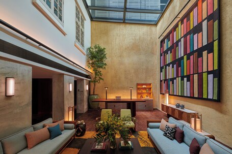 21 Carpenter, Singapore, a Member of Design Hotels - Image 2