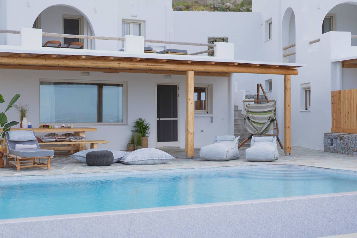 Deluxe Suite, Private Pool, Sea View | Private pool