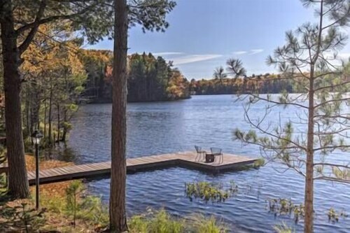 Pristine 5-Acre Secluded Black Oak Lake Hideaway