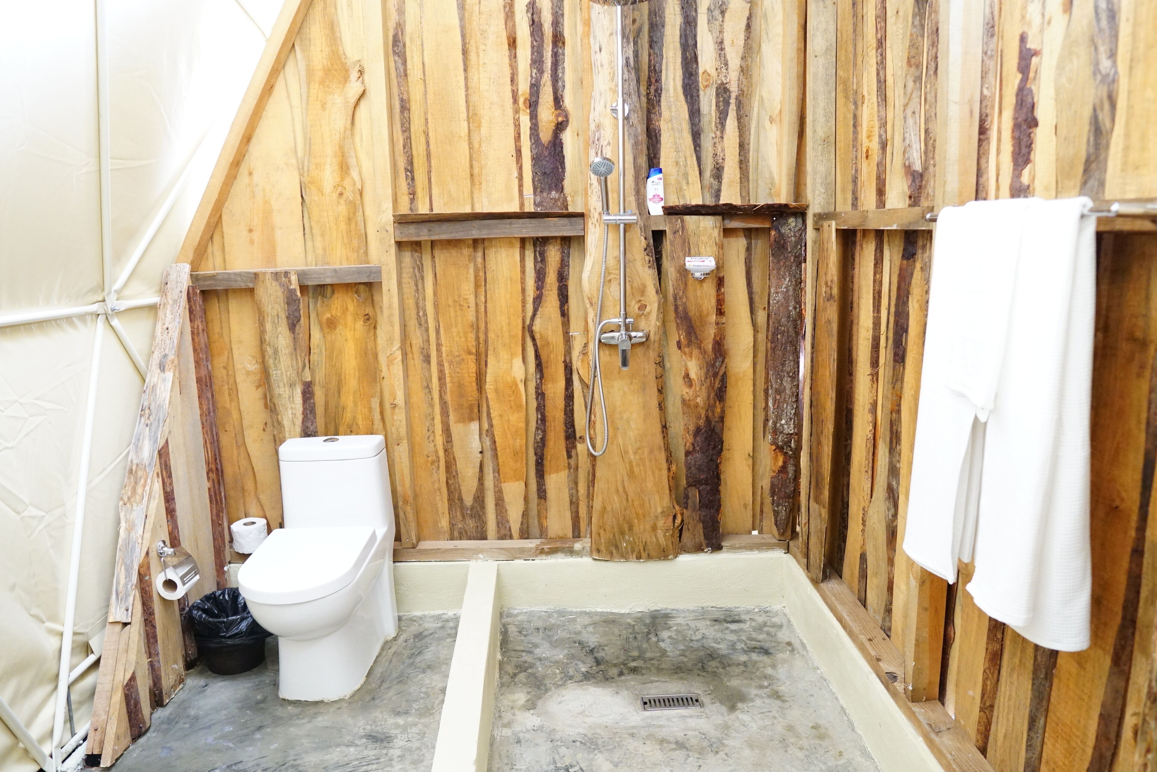 Towels, soap, toilet paper