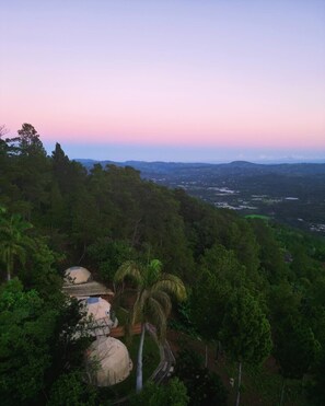 Aerial view - Unplug & unwind in our cozy eco dome. Wake up to breathtaking mountain views. (Jarabacoa)